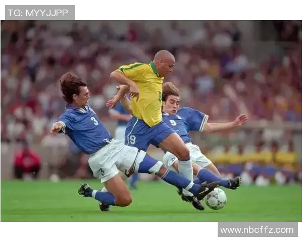 巴士足球明星的精彩瞬间与他们的传奇名字一览